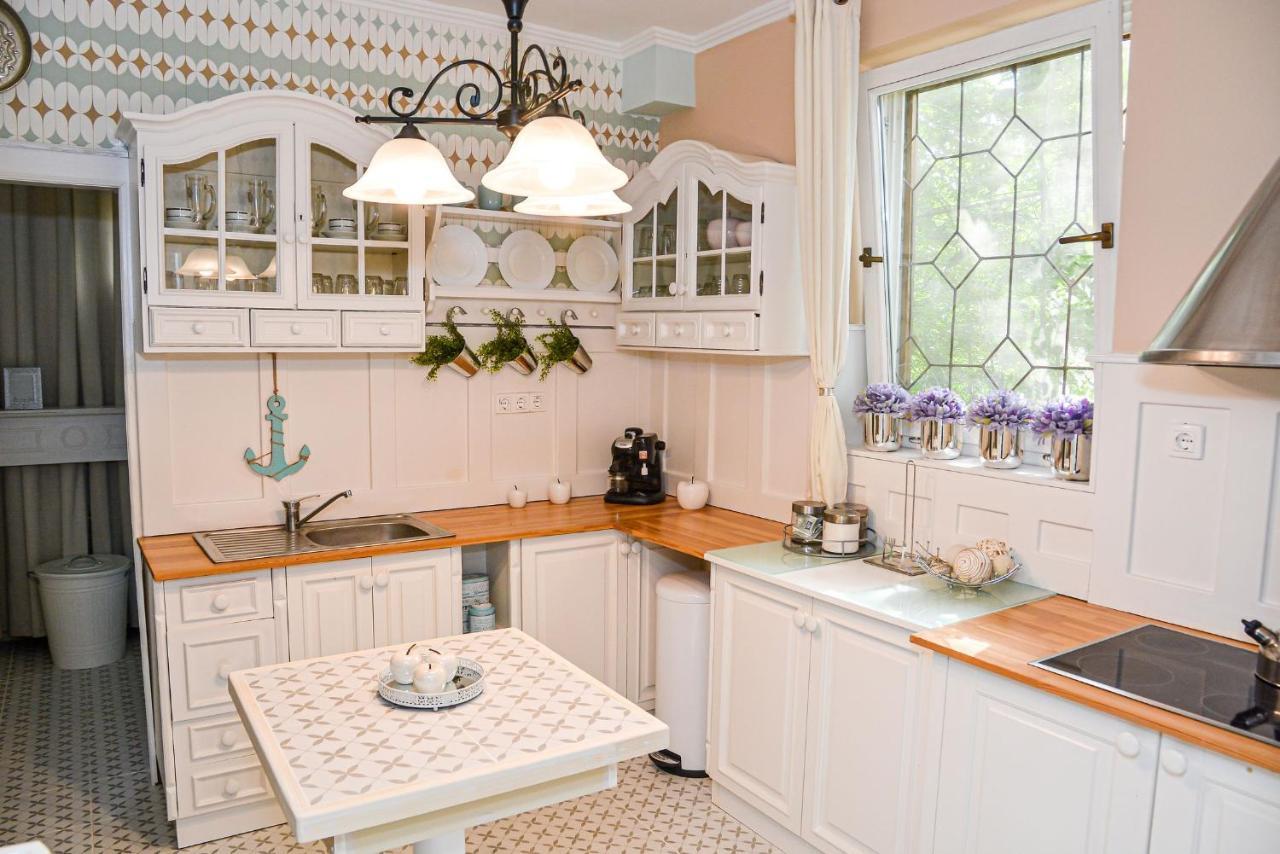 Holly Vendeghaz Apartment Hajduszoboszlo Ngoại thất bức ảnh