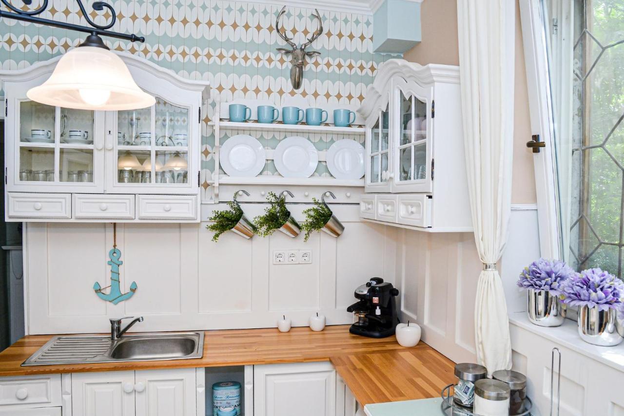 Holly Vendeghaz Apartment Hajduszoboszlo Ngoại thất bức ảnh