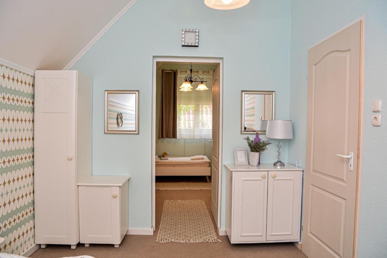 Holly Vendeghaz Apartment Hajduszoboszlo Ngoại thất bức ảnh